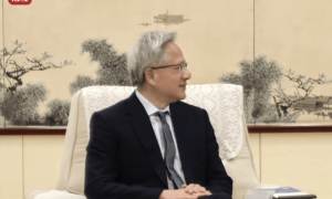 原创 
            突然传来，华为再次被美国“针对”，英伟达也坐不住了！