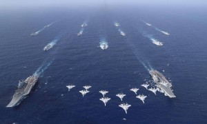 歼35弹了？美航母打击群迎噩耗，福建舰服役后，海上格局完全逆转