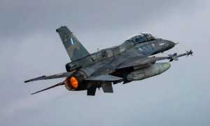 俄战机侵入苏梅，乌F-16开火击落苏-27，欧洲心凉拒派2.5万欧洲军