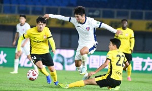 中超-阿齐兹传射段刘愚破门 西海岸3-1梅州客家