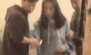 马苏醉酒后被李泓良送回家 二人疑似新恋情曝光