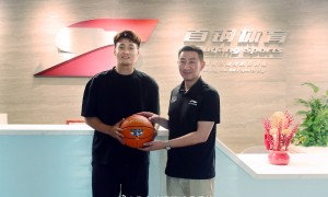 媒体人：赵睿D类改签C类不违规 首钢辟谣天价转会费